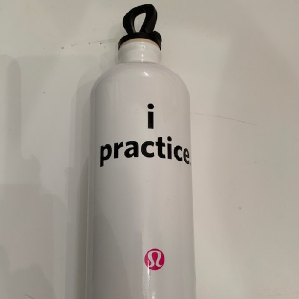 Lululemon Athletica i practice White Water Bottle